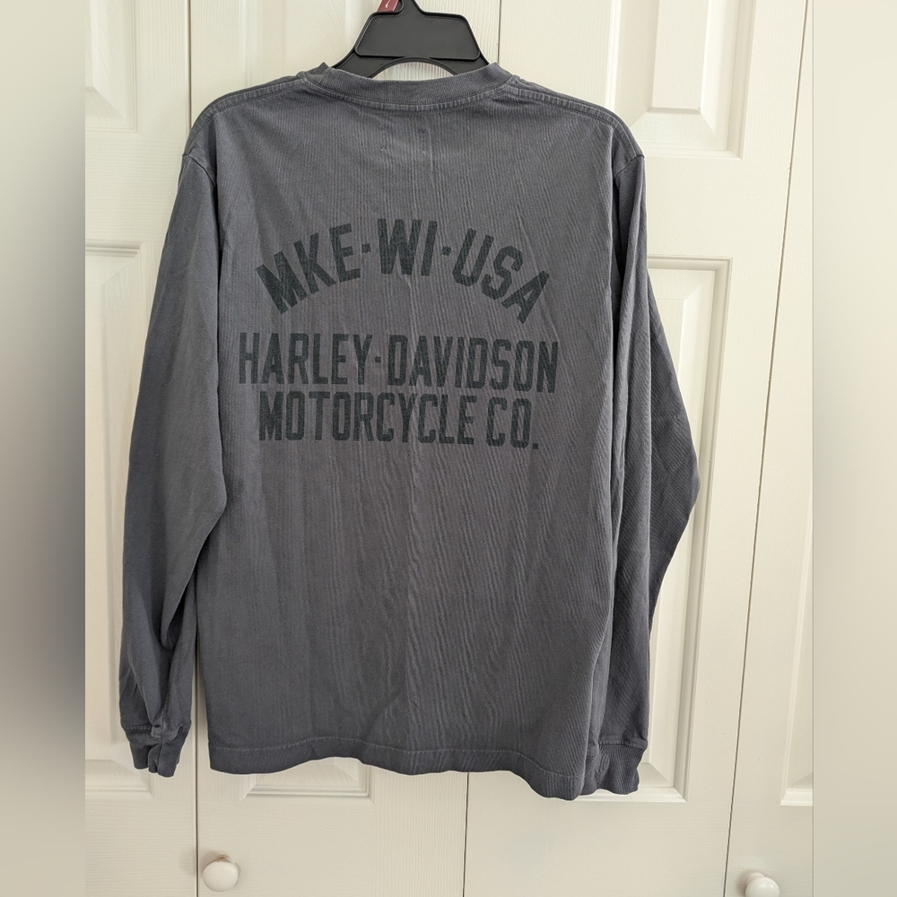 Harley-Davidson Long Sleeve Grey Shirt Men’s Size XS.